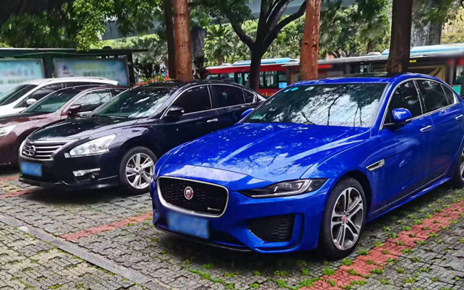捷豹路虎携多款车型登陆上海车展，捷豹F-TYPE 75周年典藏版正式