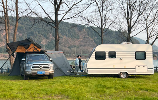 「房车旅行」牌坊成群，在徽州歙县并不少见，牌坊背后究竟还有多少故事？