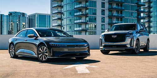 2023款凯迪拉克Escalade-V与2022款Lucid Air Grand Touring