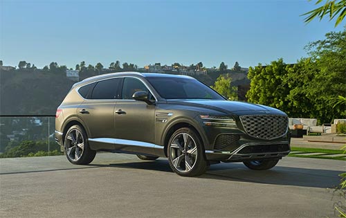 2025 Genesis GV80 首次亮相，采用新的造型、屏幕，但引擎相同